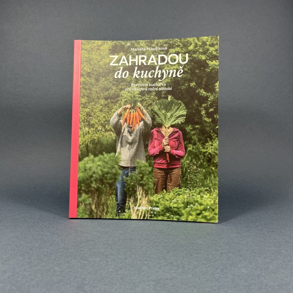 Zahradou do kuchyně